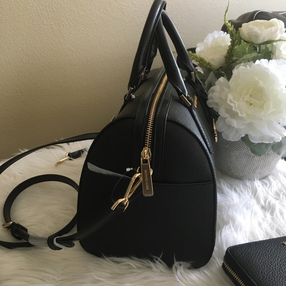 Michael Kors Large Hayes duffle satchel & wallet - Picture 7 of 8